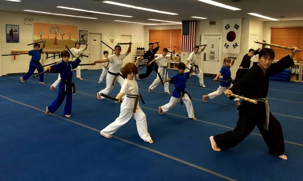 What Makes a Martial Arts Class in West-End Cavendish Suitable for Families?